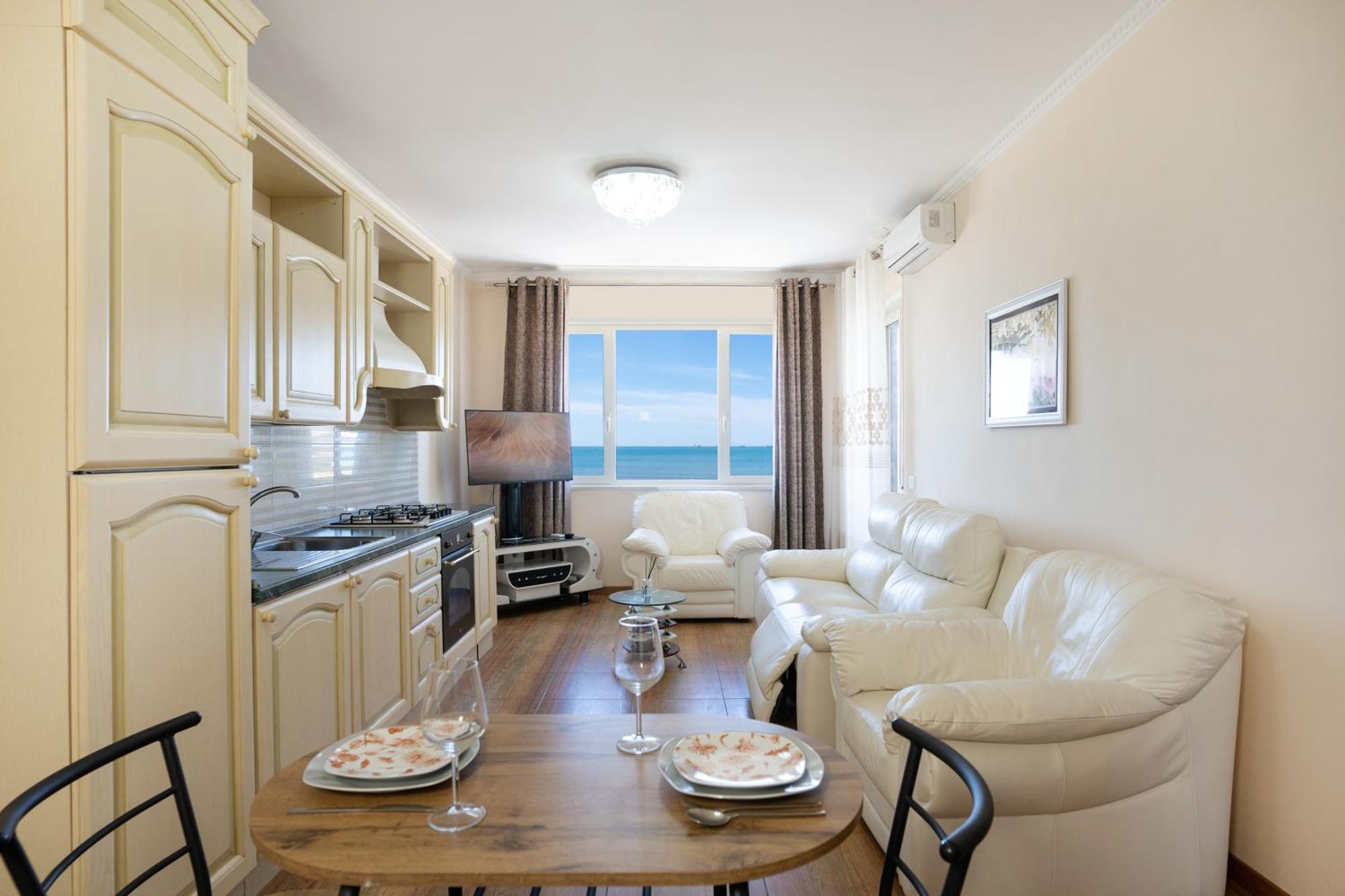 Sea View-Apartment On The Beach - Durrs2 Durrës Buitenkant foto